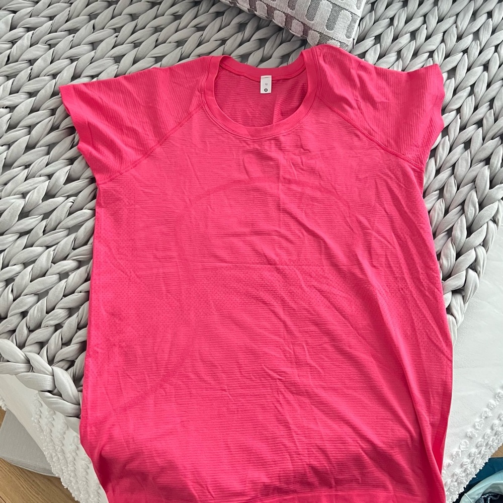 lululemon athletica Swiftly Short Sleeve Tee